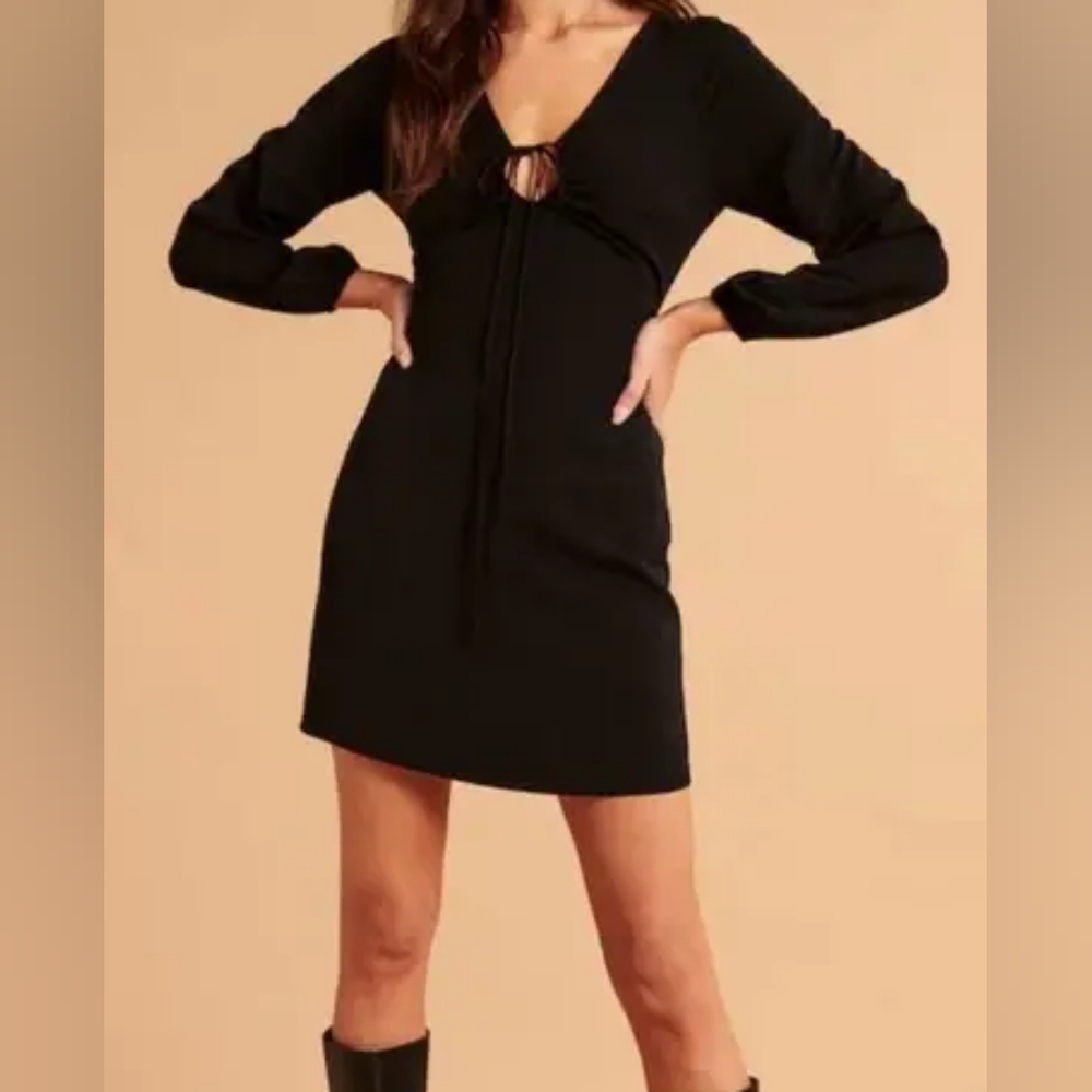 Abercrombie & Fitch Black Keyhole Mini Dress – Size XL
